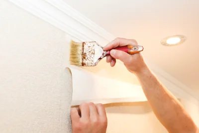 Pose de papier peint à San-Lorenzo — revêtements muraux et toiles de verre